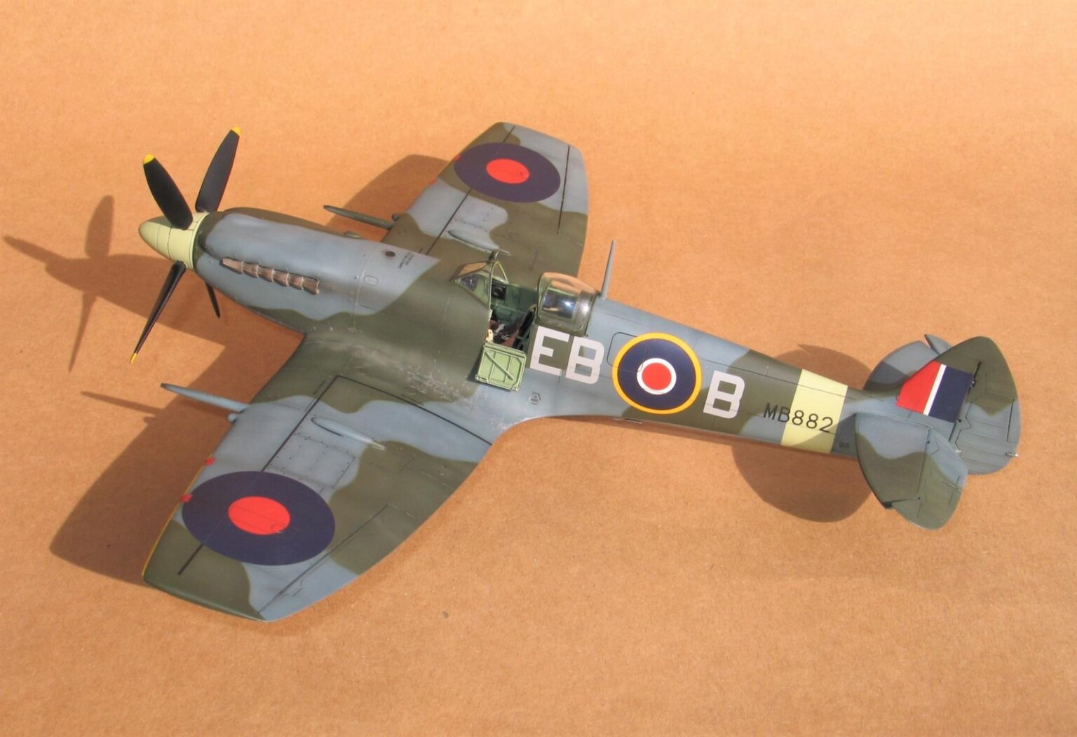 1 32 Hasegawa Paragon Warbird Spitfire Mk XII IModeler