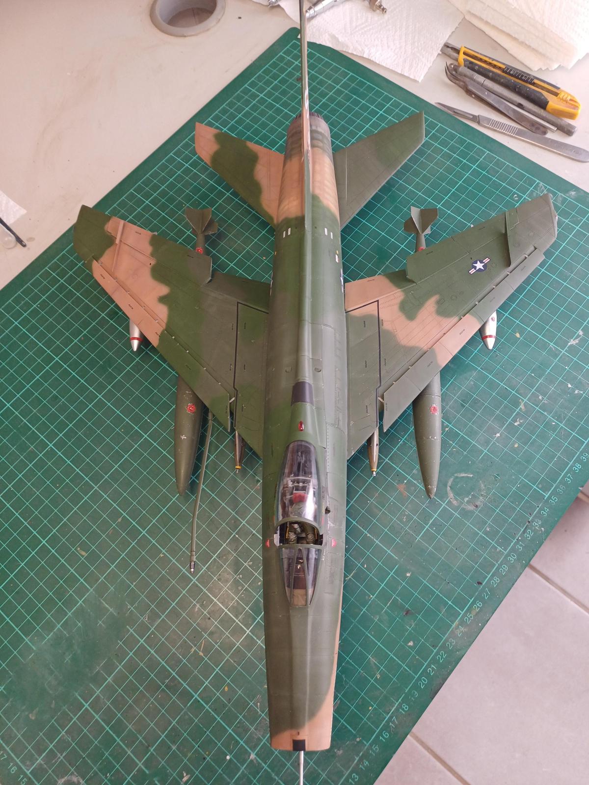 Trumpeter F D Super Sabre Imodeler