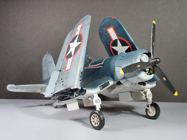 WWII VOUGHT F4U-1D CORSAIR TRUMPETER 1:32 SCALE PLASTIC MODEL AIRPLANE KIT