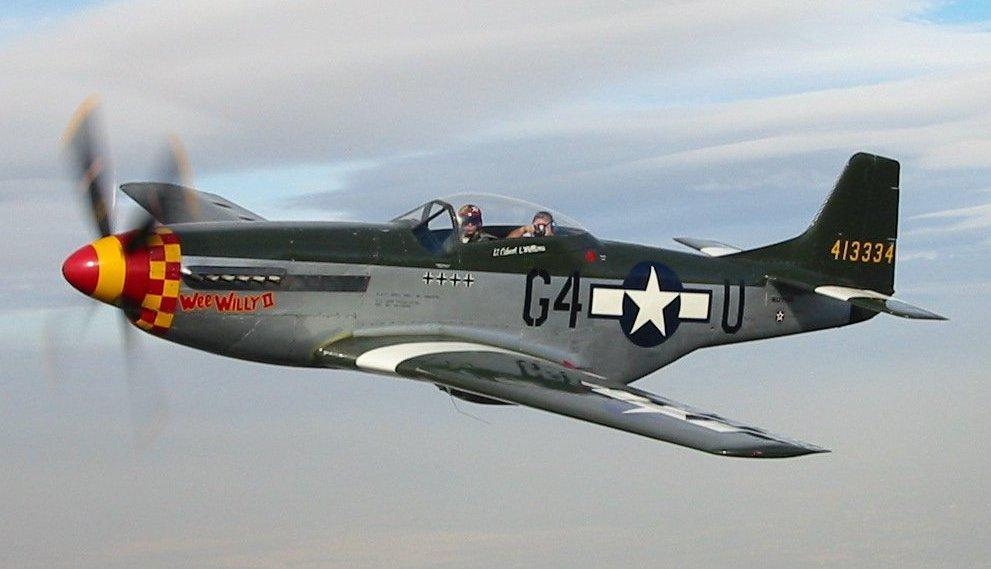 Mustang madness @ Chino – more A2A - P-51 Planes of Fame - iModeler