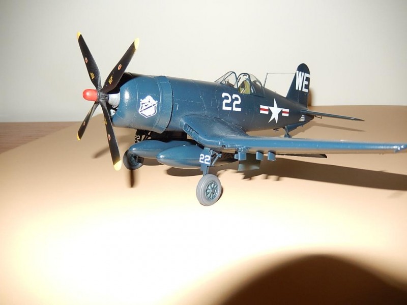 Hobbyboss 1/48 F4U-4B VMF-214 - Corsair - iModeler