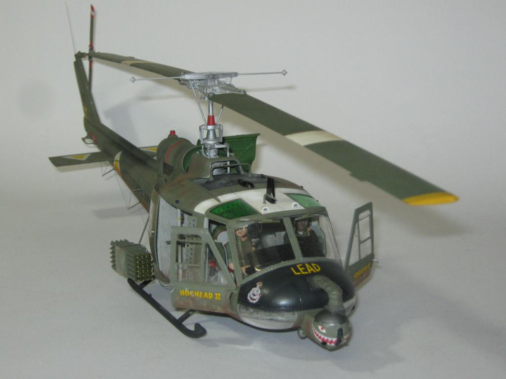 1 35 scale huey helicopter