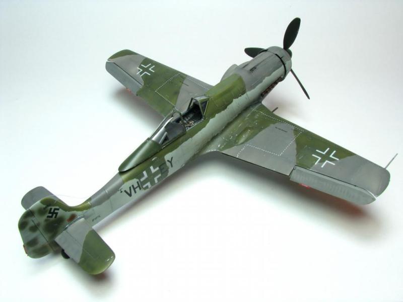 Ta-152 C-1 1/48 HobbyBoss 81702 - Fw 190 Hobby Boss Ta 152 - iModeler