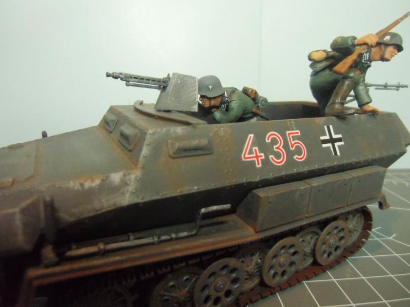 Tamiya 1/35 Hanomag - Sd.Kfz. 251 - iModeler