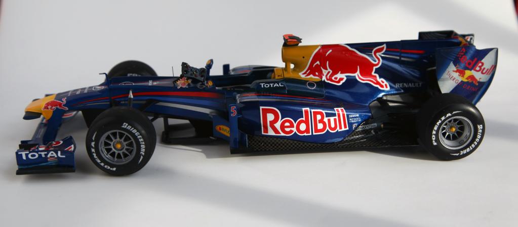 Red Bull Racing Renault RB6 Formula One car, Tamiya, 1/20th - 1/20