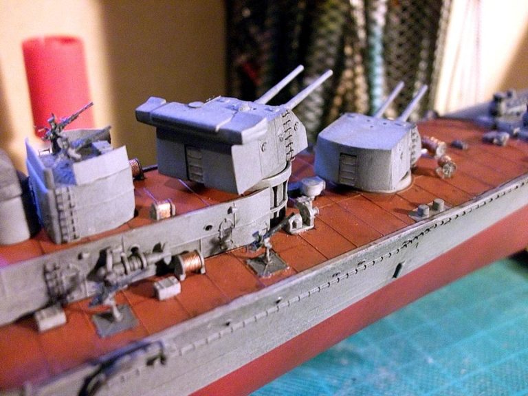 Work IJN Yahagi 1/350 Hasegawa. | iModeler