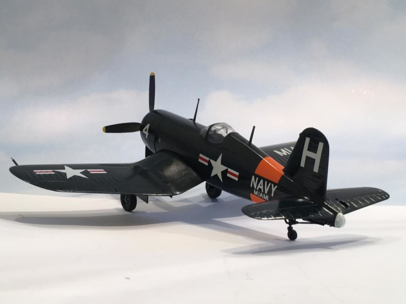 1 48 Hasegawa F4u-4 Corsair, Nas Miami - Imodeler