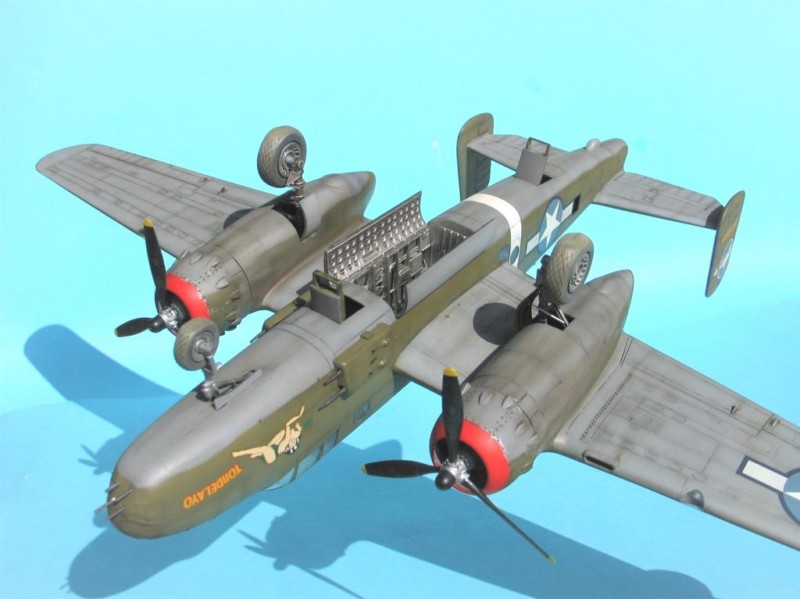 1/48 Accurate Miniatures B-25D Mitchell “Tondelayo” - Eduard Pavla ...