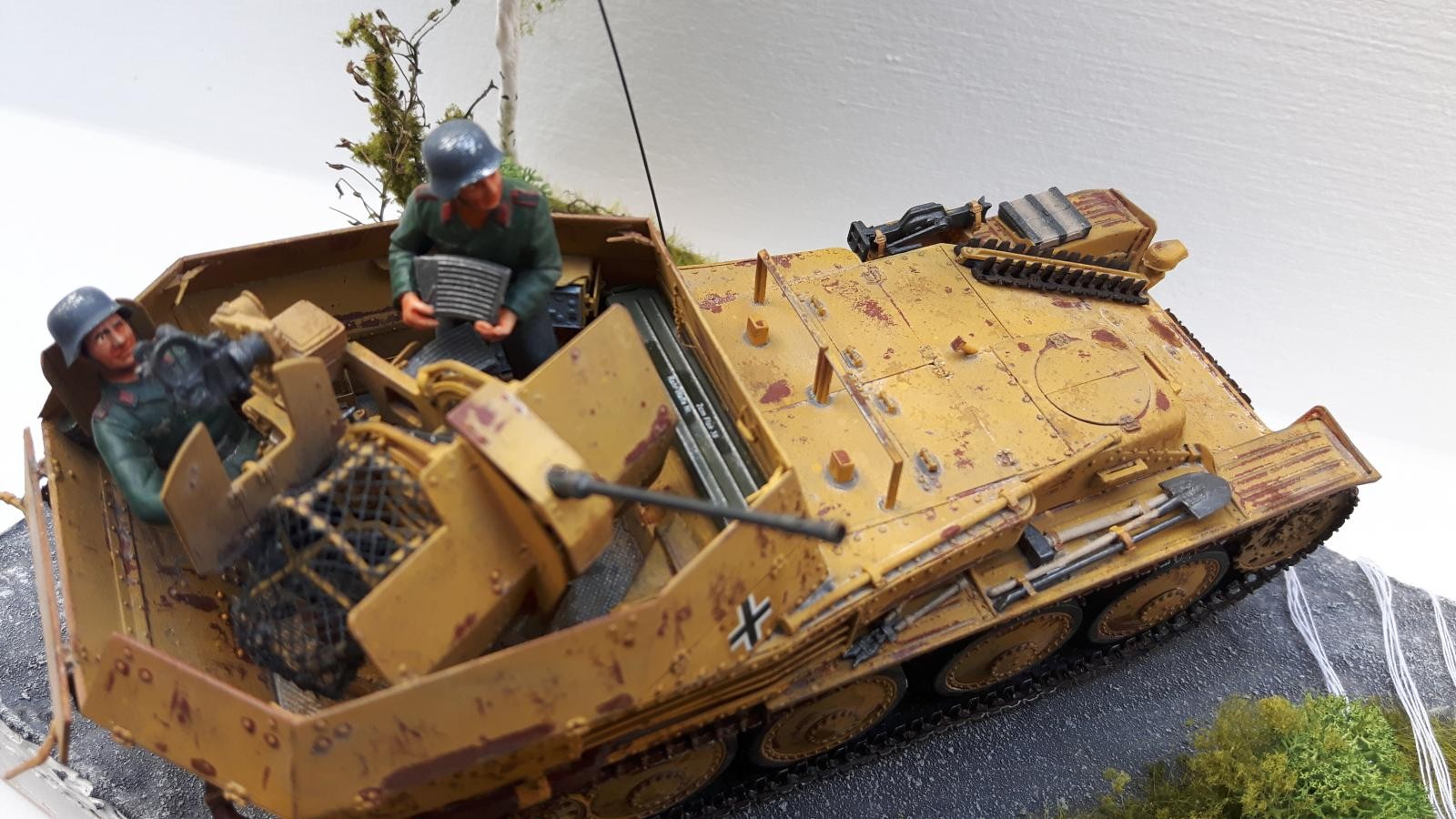 Hobby Boss German Mm Flak 38 Pz Kpfw 38 T In 1 35 With Diorama Imodeler