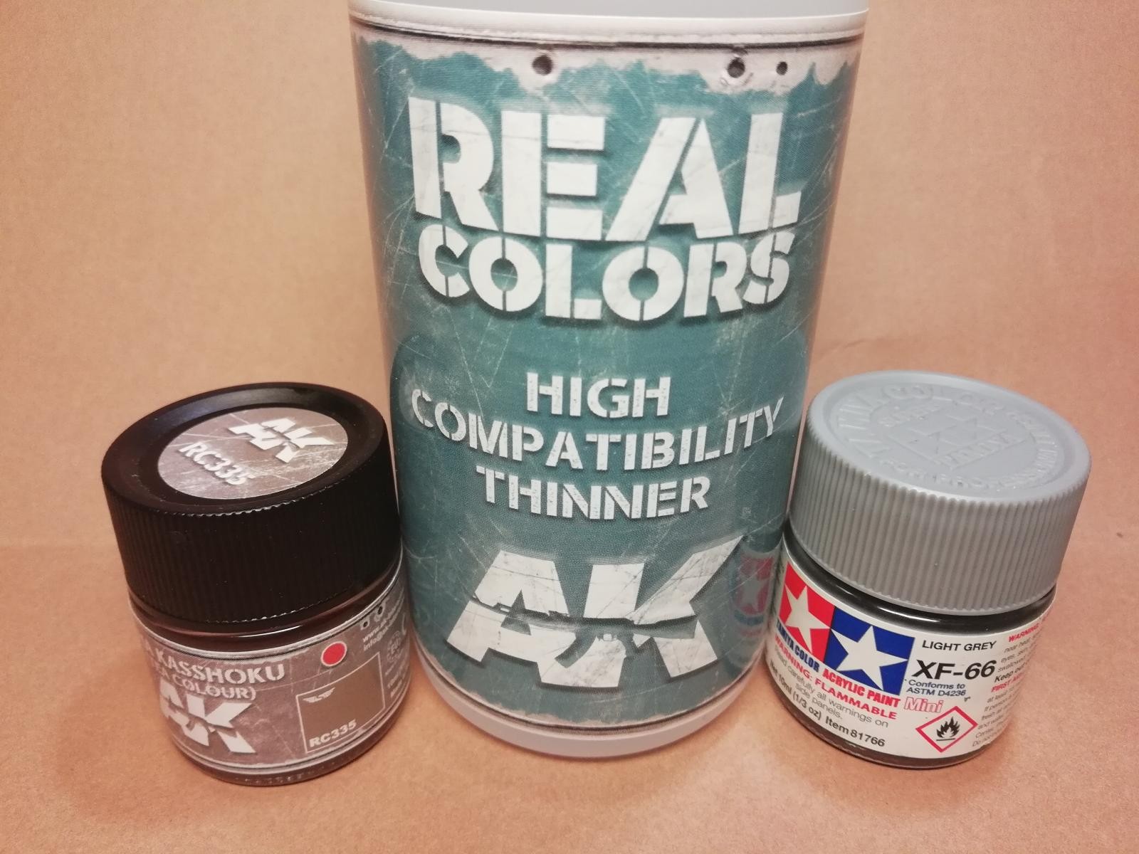 Can I use these 2 together? Tamiya lacquer thinner and AK Real