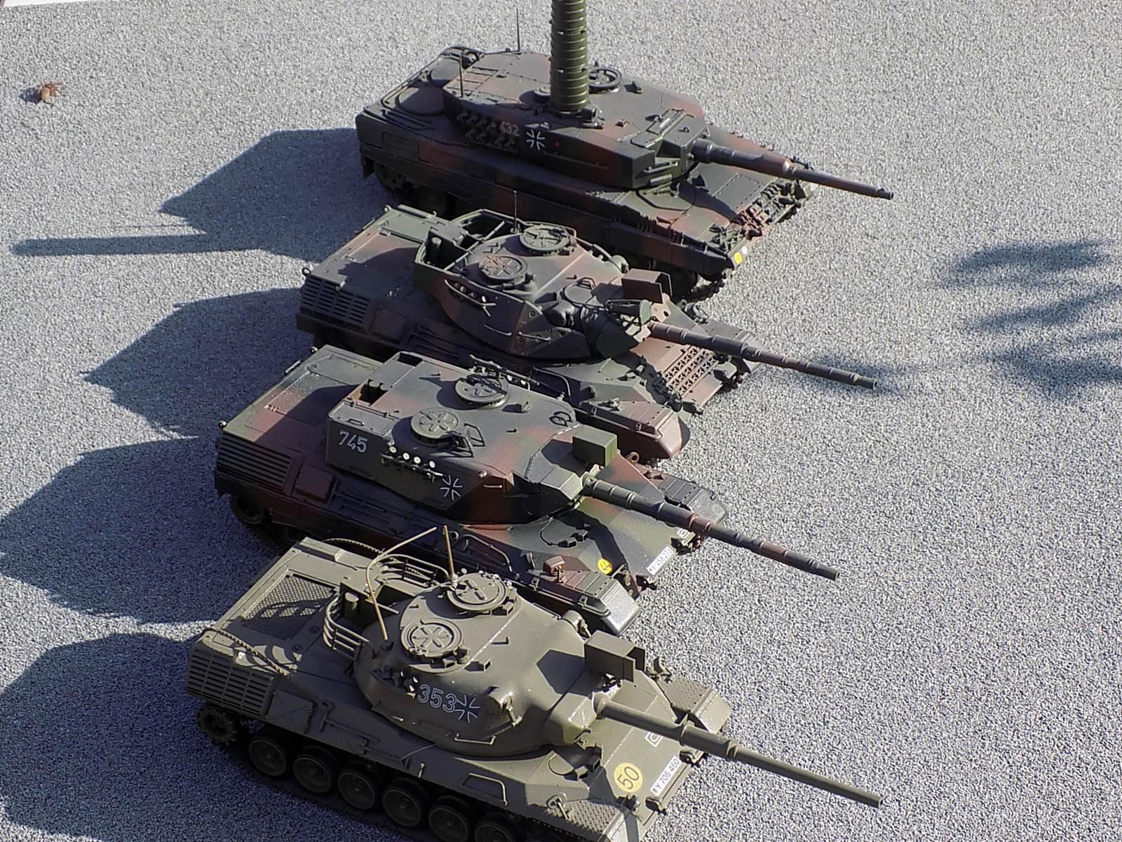 N4335 ROCO Leopard I Military Battle Tank 1:160 N Scale