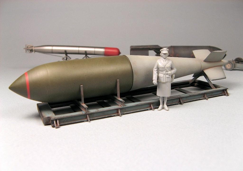 Ракета бомба петарда джерк ремикс. Ракета бомба. Пушка бомба. Металлическая бомба. Бомбы и ракеты для бункеров.