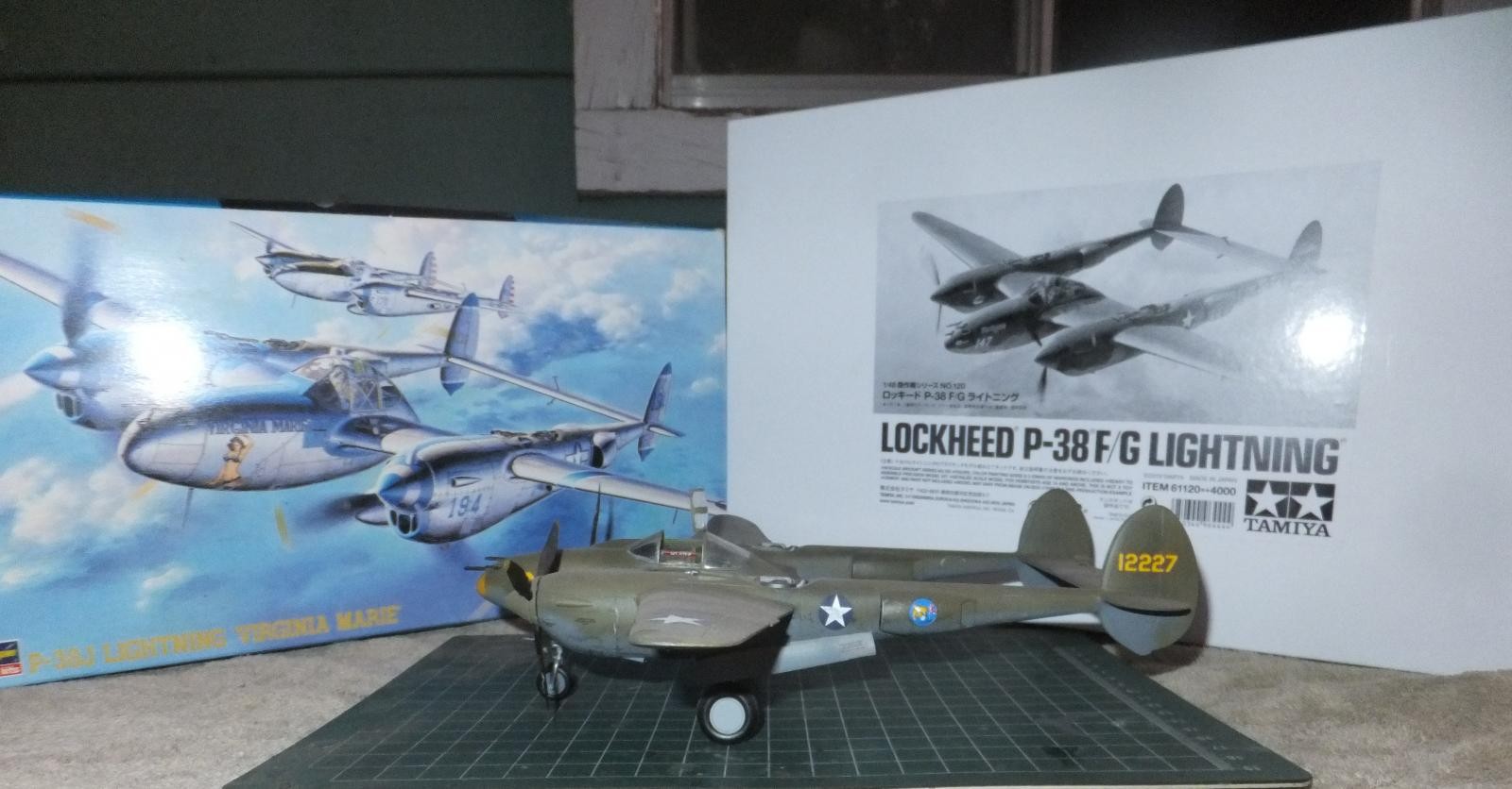 The Modelling News: Review: Tamiya's 1/48th scale P-38 F/G Lightning white  box version