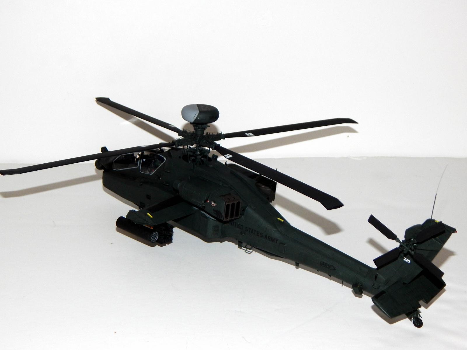 Eduard Zoom FE209 1/48 Hughes AH-64A Apache Hasegawa ! 
