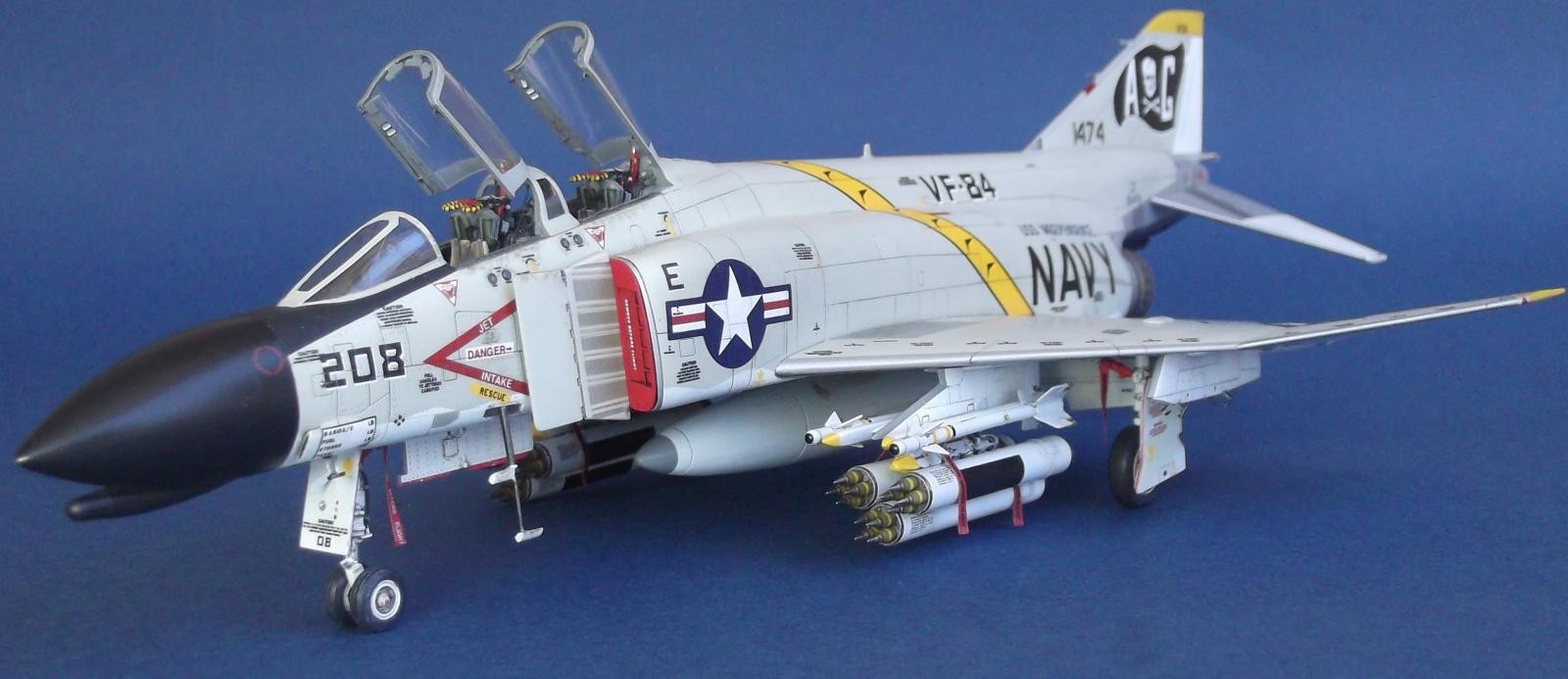 Kits-World 1/48 McDonnell F-4B Phantom VF-121 # 48095 