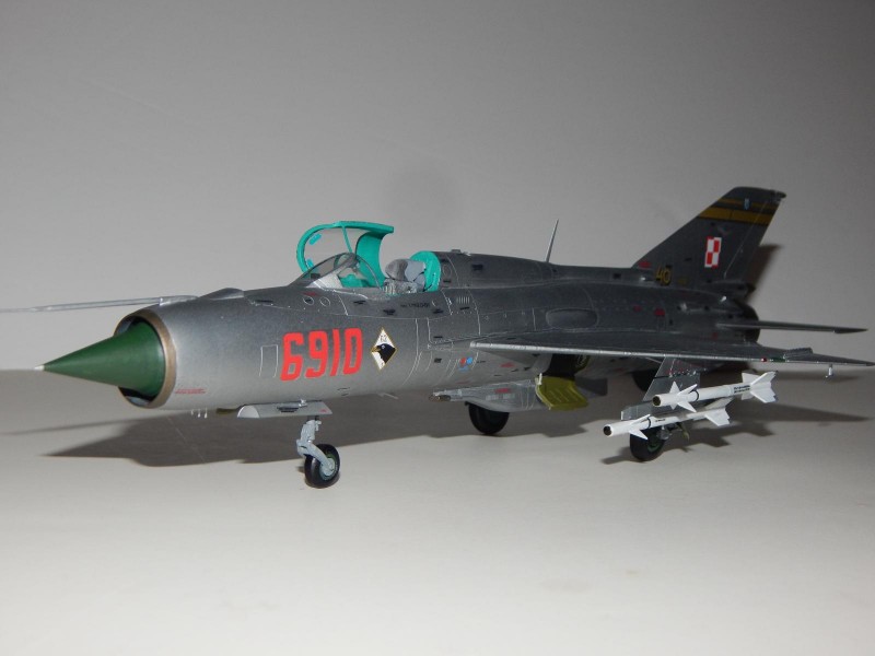 Eduard Models MiG-21 PFM Profipack Aircraft