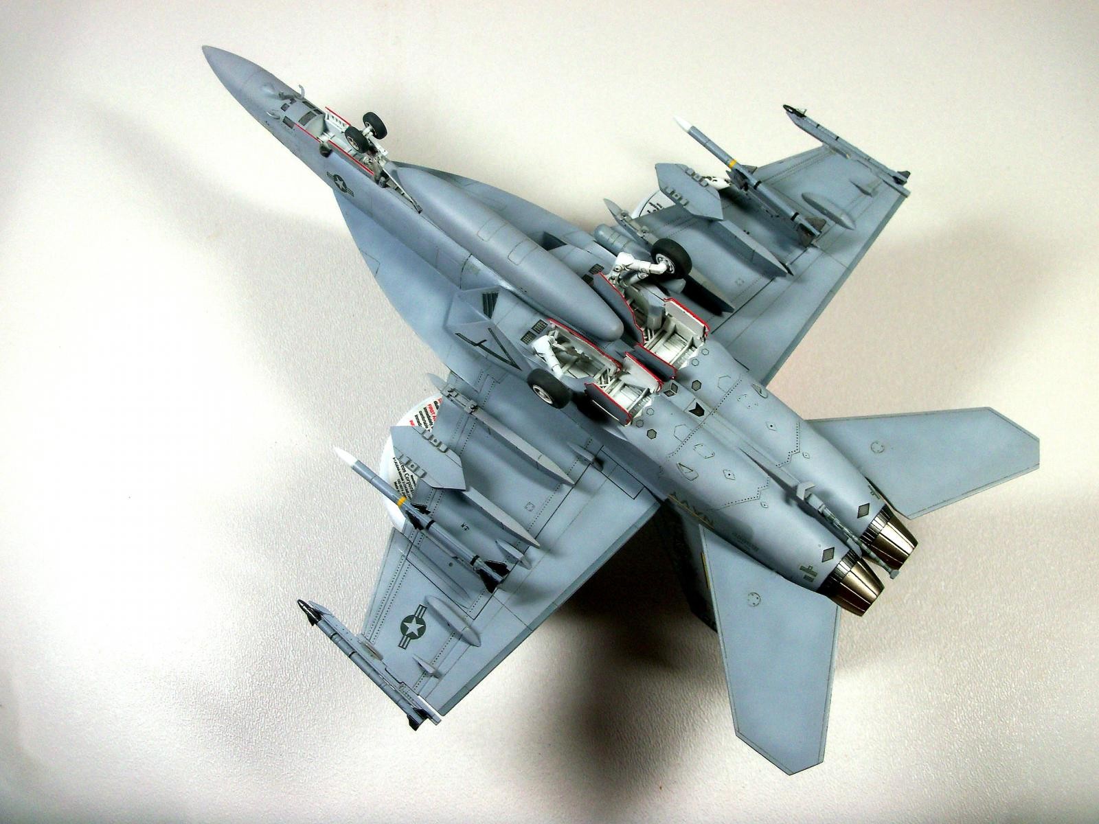 CX521 Eduard 1/72 Scale Mask for Boeing F/A-18E Hornet TFace by Academy 