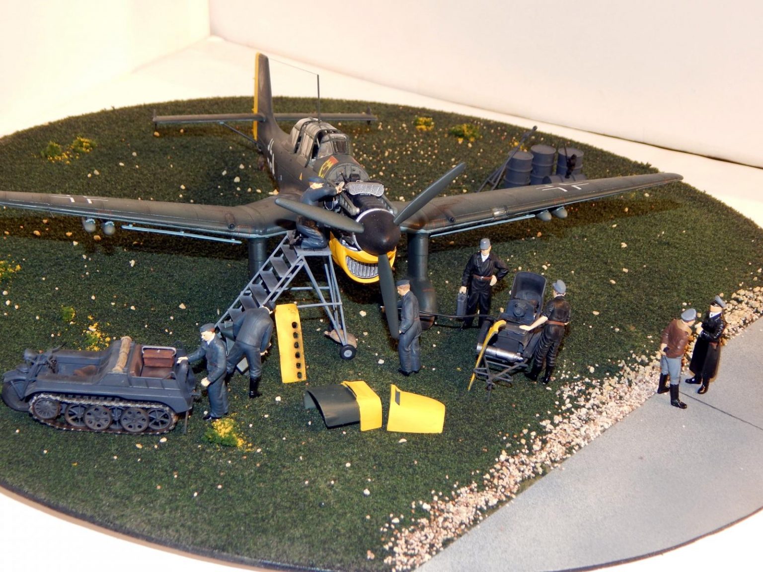 1/48 Airfix Ju-87B-1 Stuka Diorama - iModeler