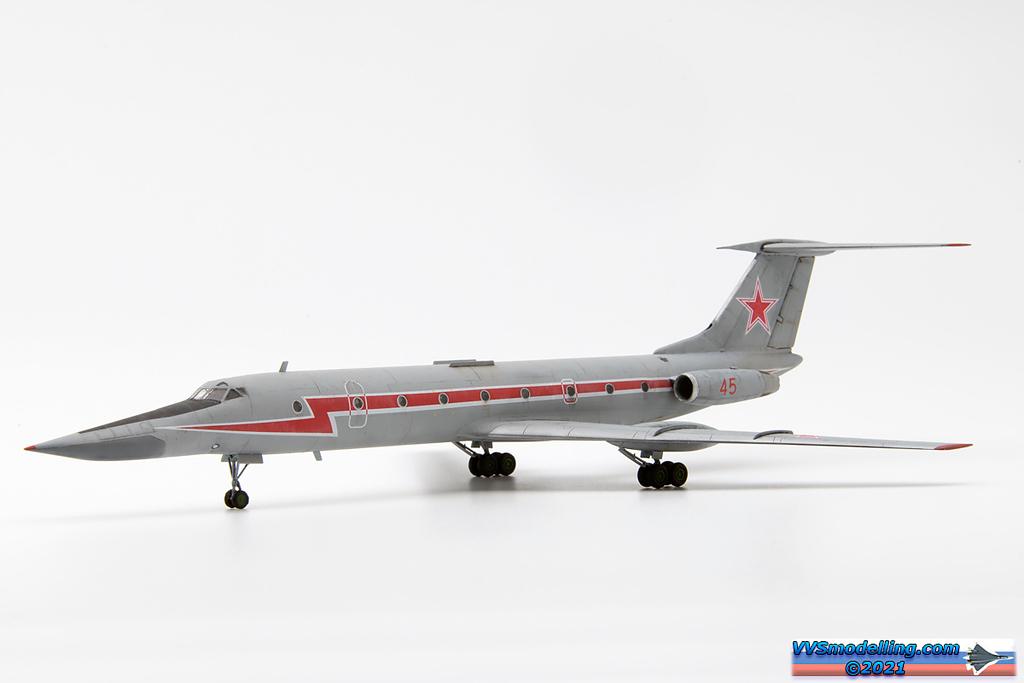 DeAgostini  Legendary Aircraft TU-134UBL 