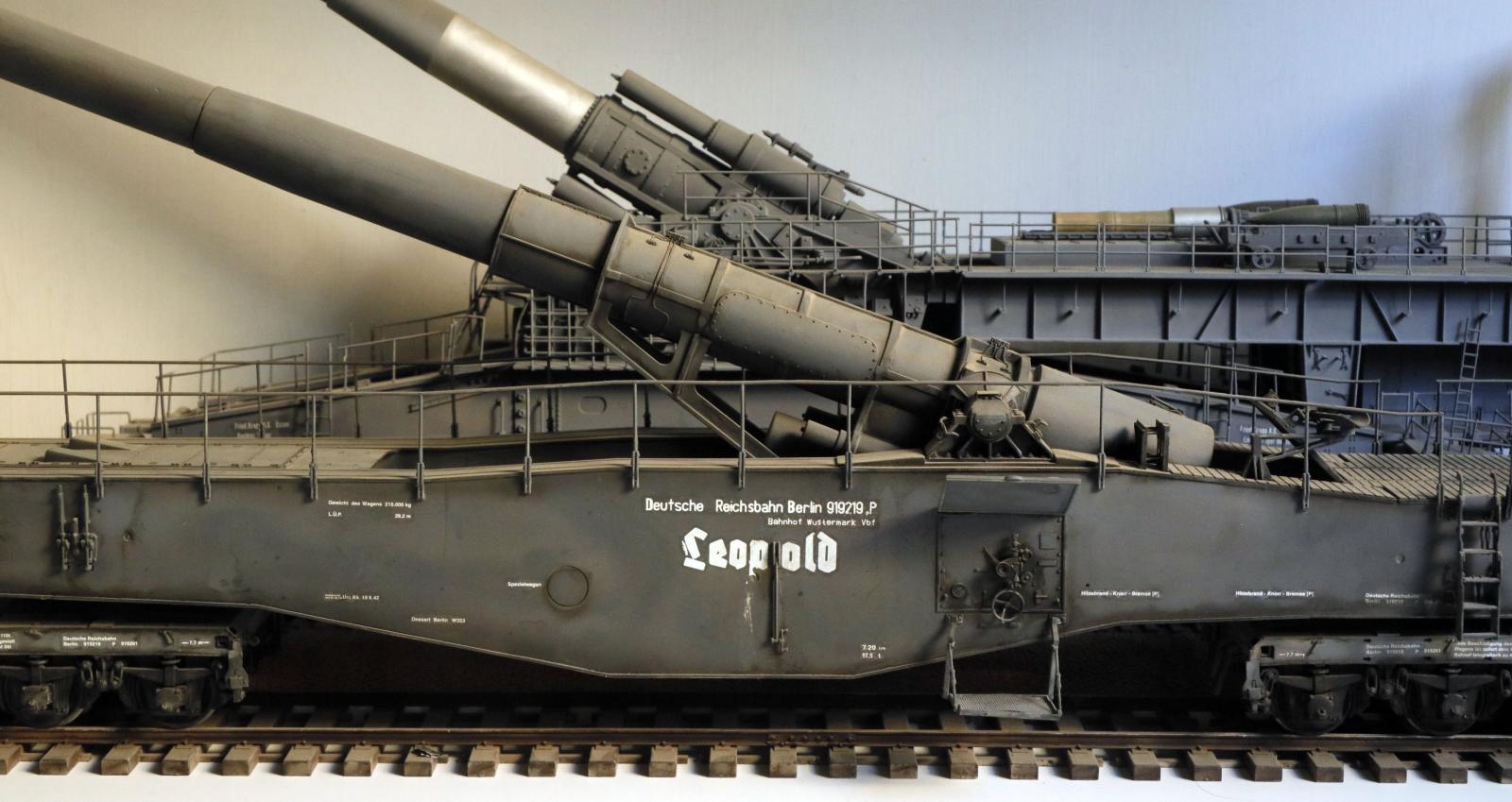 Trumpeter 1/35 280mm K5(E) Leopold Railroad gun - iModeler